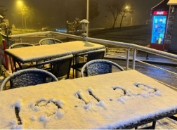 اسطنبول تشهد أول تساقط للثلوج (صور)