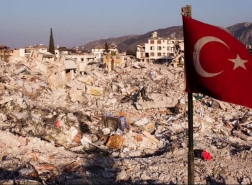 تركيا تعتقل المئات بتهمة تشييد مباني رديئة في مناطق الزلزال