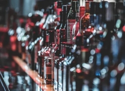 زيادة متوقعة على أسعار المشروبات الكحولية في تركيا