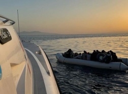 اعتقال 151 مهاجراً كانوا يحاولون السفر عبر البحر من أزمير
