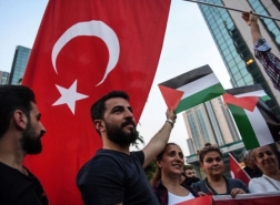 منظمة: كورونا يفاقم أوضاع الفلسطينيين النازحين من سوريا إلى تركيا