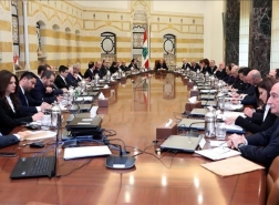 الحكومة اللبنانية توافق بالإجماع على خطة إنقاذ اقتصادي