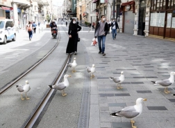 استطلاع: غالبية الأتراك يؤيدون حظر التجول في نهاية الأسبوع