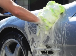 السعودية: غرامة 1000 ريال لغسل السيارات في الأماكن العامة 