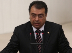 وفاة وزير الصحة التركي السابق عثمان دورمش