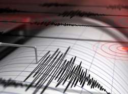 زلزال يضرب إزمير بقوة 4.2 درجة