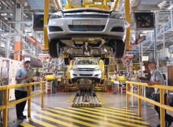 تراجع إنتاج السيارات البريطانية 18% خلال أكتوبر