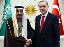 مصادر تكشف: الملك سلمان تلقى نصائح بفتح علاقات مع تركيا