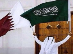 بلومبرغ: السعودية وقطر تقتربان من طي صفحة الخلاف.. الإمارات خارج المعادلة