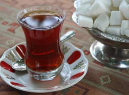 الشاي يجلب لتركيا 15 مليون دولار.. وصل إلى 100 دولة