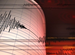 زلزال بقوة 4.3 درجات يضرب قبالة سواحل إزمير التركية