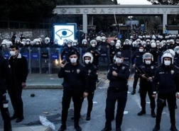 حاكم اسطنبول يمنع التجمع في منطقتين بالمدينة