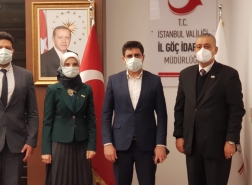مدير دائرة الهجرة في اسطنبول يعد بحل مشاكل السوريين