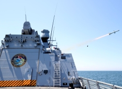 صاروخ أطمجه التركي المضاد للسفن يجتاز بنجاح آخر الاختبارات