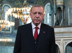 أردوغان يوجه رسالة تهنئة بالذكرى الأولى لإعادة فتح آيا صوفيا