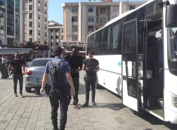 حملة تفتيش في إسطنبول..اعتقال 300 أجنبي مخالف لنظام الإقامة في أسنيورت
