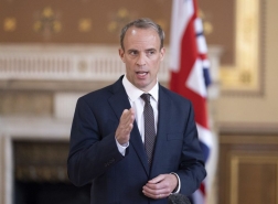 وزير العدل البريطاني منفتح حيال السماح لطالبي اللجوء بالعمل