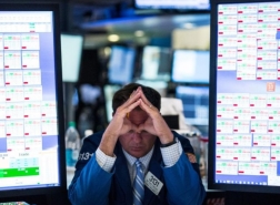 صدمة في أسواق الأسهم العالمية بعد عطل فيسبوك