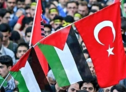 نائب تركي يكشف عدد الفلسطينيين المقيمين في البلاد