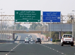 بسبب الرخصة والعمل.. الكويت تسحب رخصة القيادة من بعض الوافدين