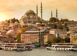 هبوط الليرة يرفع مشتريات الأجانب للعقارات التركية 50%