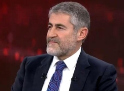 وزير المالية التركي يتحدث عن أسباب تراجع الليرة مجدداً