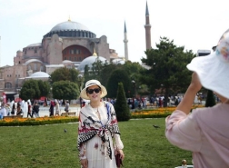 إسطنبول تستقبل قرابة 8 ملايين سائح أجنبي في 11 شهرا