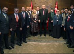 لماذا بدا أردوغان مسروراً أثناء رحلة عودة إلى تركيا من ألبانيا؟