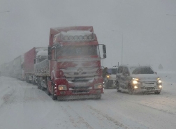توقف النقل البري بين اسطنبول وأنقرة بسبب الثلوج