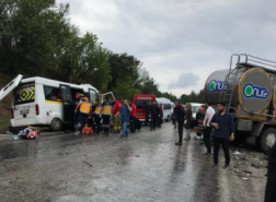 مصرع 7 بحادث سير أثناء توجههم لحفل زفاف في غرب تركيا