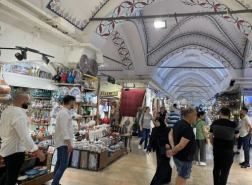 التجار الأتراك يتنفسون الصعداء.. ماذا قالوا عن عودة السياح السعوديين؟