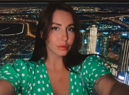 عارضة أزياء روسية تسقط من سطح فندق حتى الموت في اسطنبول