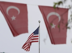 تركيا تتحدى تحذير الولايات المتحدة بشأن التعامل التجاري مع روسيا