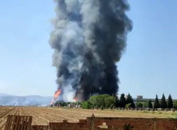 حريق هائل يلتهم مصنعًا لمستحضرات التجميل بتركيا (فيديو وصور)