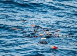 ارتفاع حصيلة ضحايا القارب قبالة السواحل السورية إلى 71 قتيلا