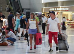 مطار أنطاليا يستقبل أكثر من 23 مليون راكب
