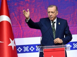 أردوغان يعلن عن كشف نفطي ويبشر بخفض كبير للتضخم
