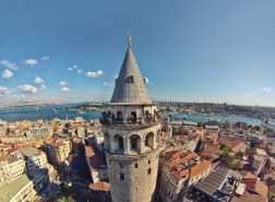 برج غلطة في اسطنبول: رمز الجمال والتاريخ العريق في قلب المدينة