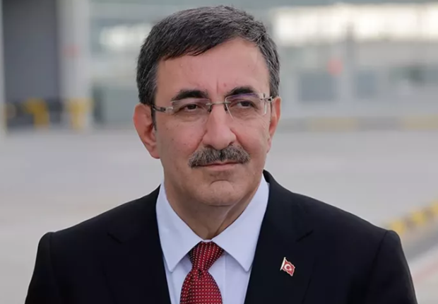 جودت يلماز نائب الرئيس التركي