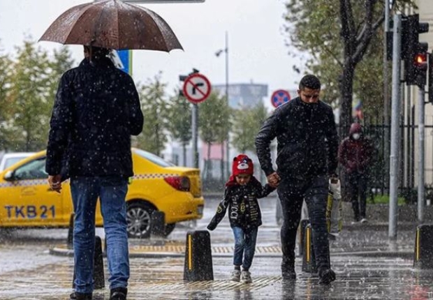 العاصفة ستكون قوية جداً في اسطنبول وكوجايلي وسكاريا ويالوفا وبيليجيك وبورصة.