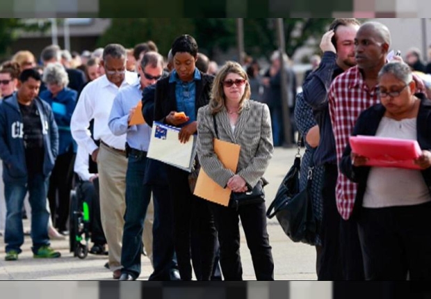 سجلت الولايات المتحدة الأسبوع الماضي 5.2 ملايين طلب جديد للحصول على إعانات البطالة - أرشيف