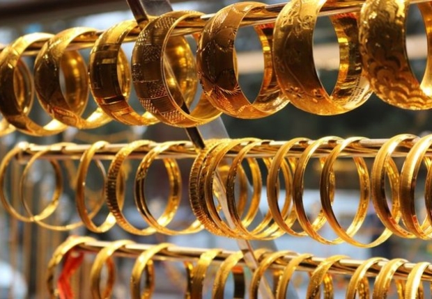 عادت أسعار الذهب للانخفاض في تركيا جراء تراجع سعر أونصة الذهب عالمياً.