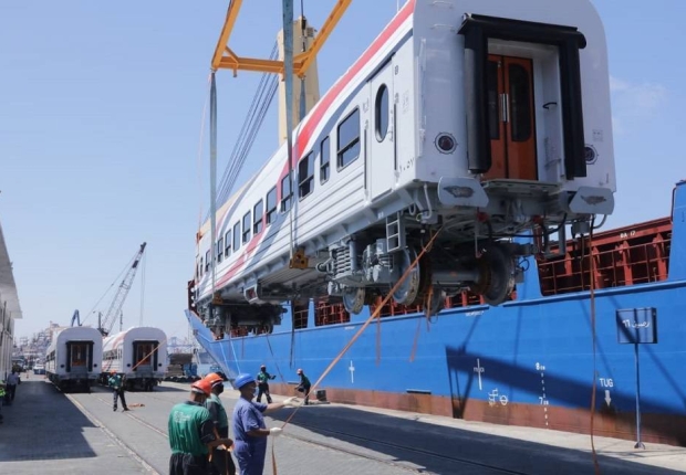 عربات السكة الحديد الروسية تصل مصر