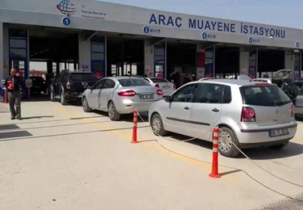 محطة لفحص المركبات في تركيا - أرشيف
