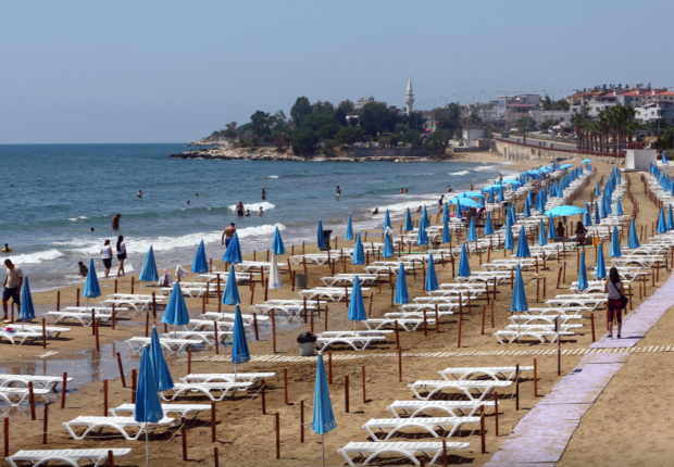 تمثل عائدات السياحة ما يصل إلى 12٪ من الاقتصاد التركي