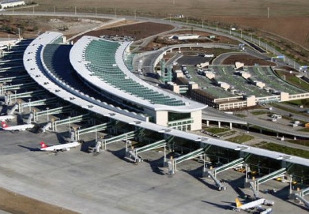 مطار العاصمة التركية أنقرة
