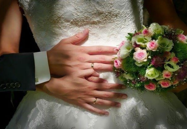 آراء الأتراك حول ارتداء خواتم الزفاف