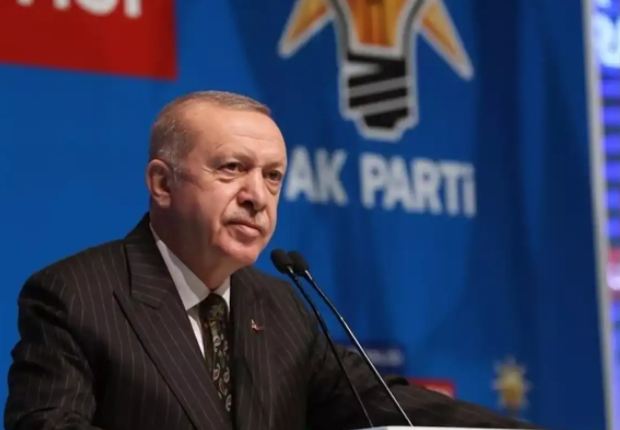 أردوغان يؤكد أنهم يواصلون بقوة كفاحهم لخدمة البلاد