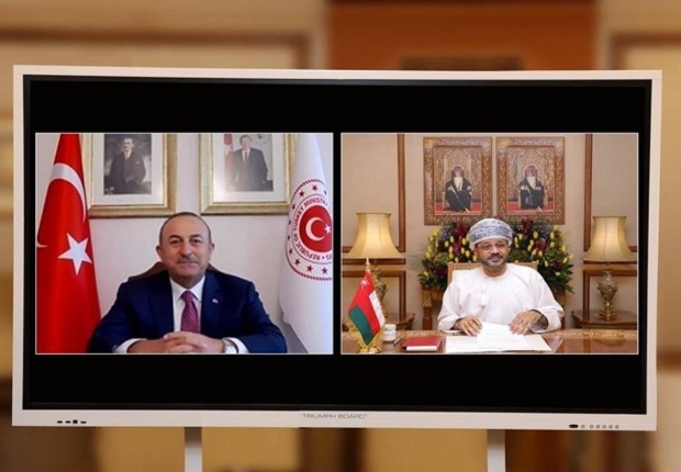لقاء افتراضي بين وزير الخارجية التركي ونظيره العماني