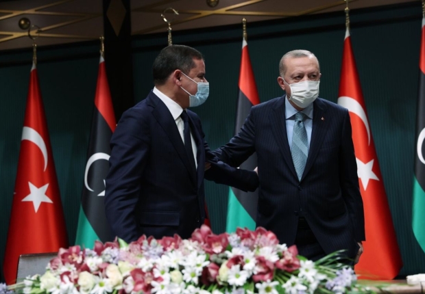 الرئيس التركي (يمين) ورئيس الوزراء الليبي في أنقرة-أرشيف